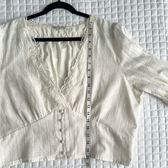 American Eagle Outfitters Lace Trim Puff Sleeve Cream Top in XXL - Picture 6 of 12